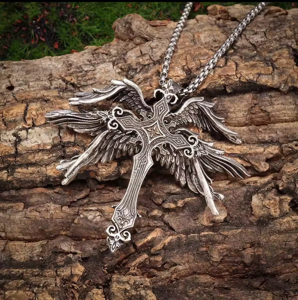 Gothic Wing NECKLACE